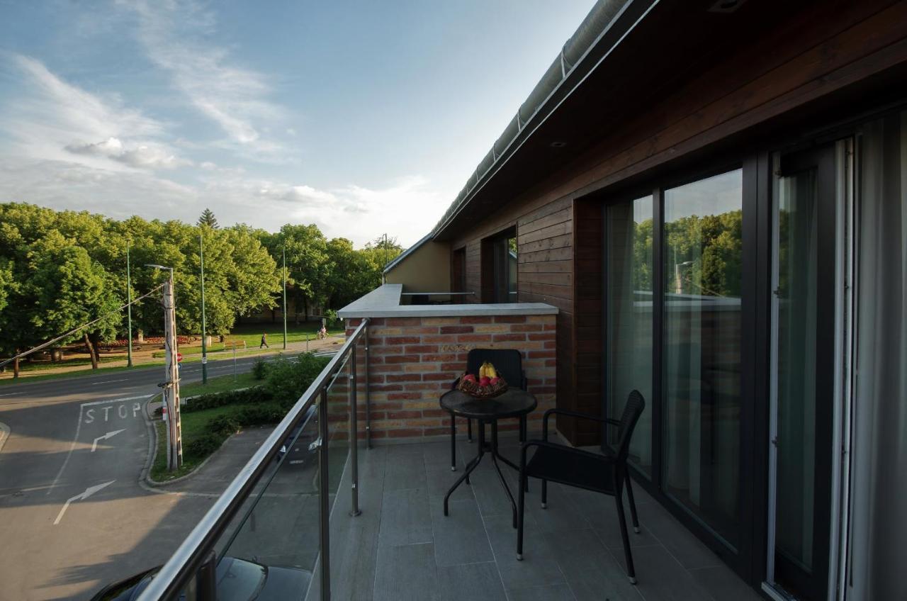 Almasy Apartmanhaz 귤러 외부 사진