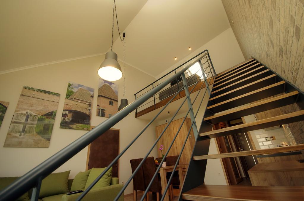 Almasy Apartmanhaz 귤러 외부 사진