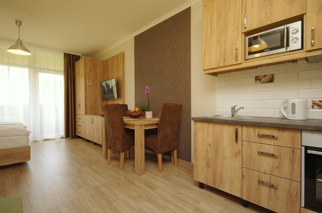 Almasy Apartmanhaz 귤러 외부 사진